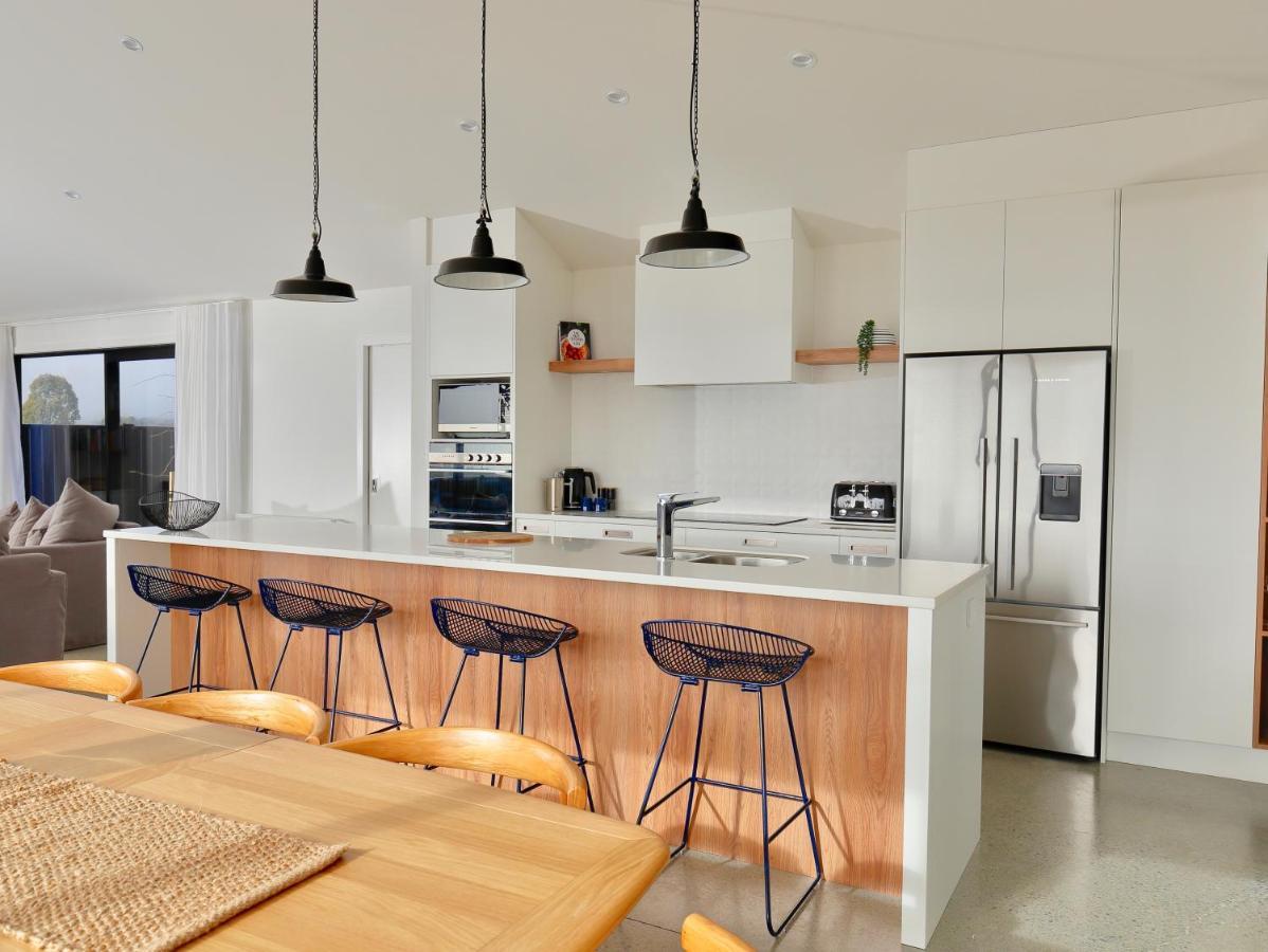 Lake House - Te Anau Holiday Home Bagian luar foto
