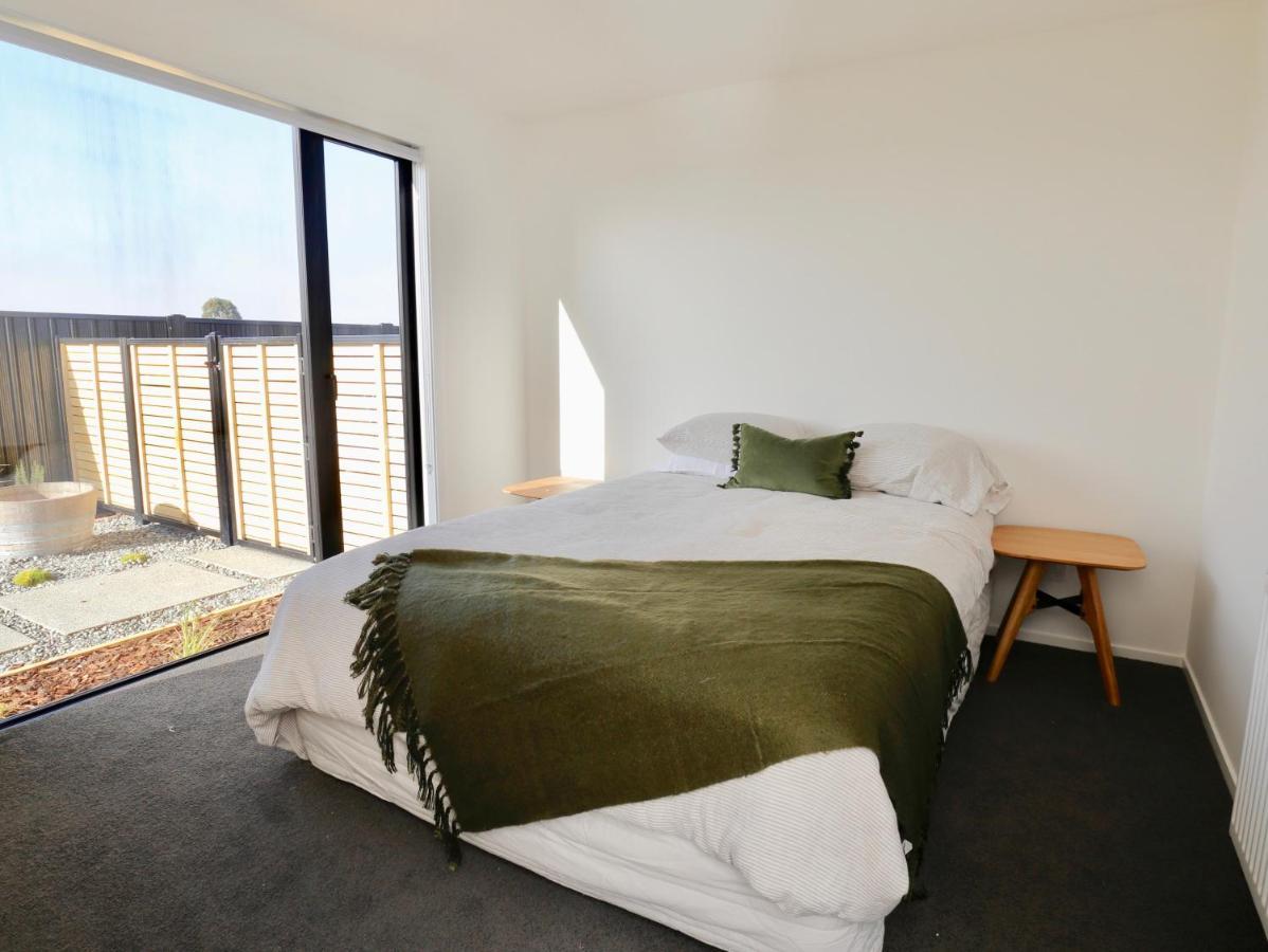 Lake House - Te Anau Holiday Home Bagian luar foto