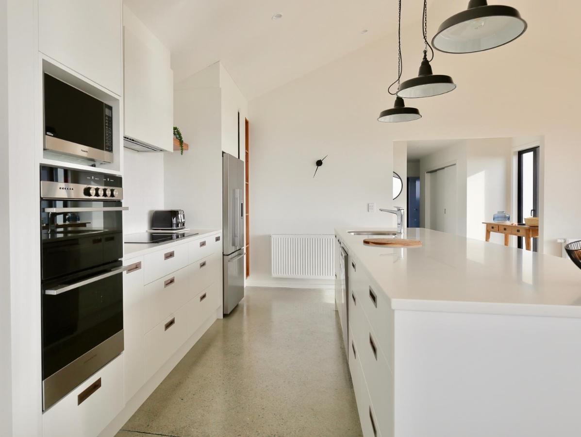 Lake House - Te Anau Holiday Home Bagian luar foto