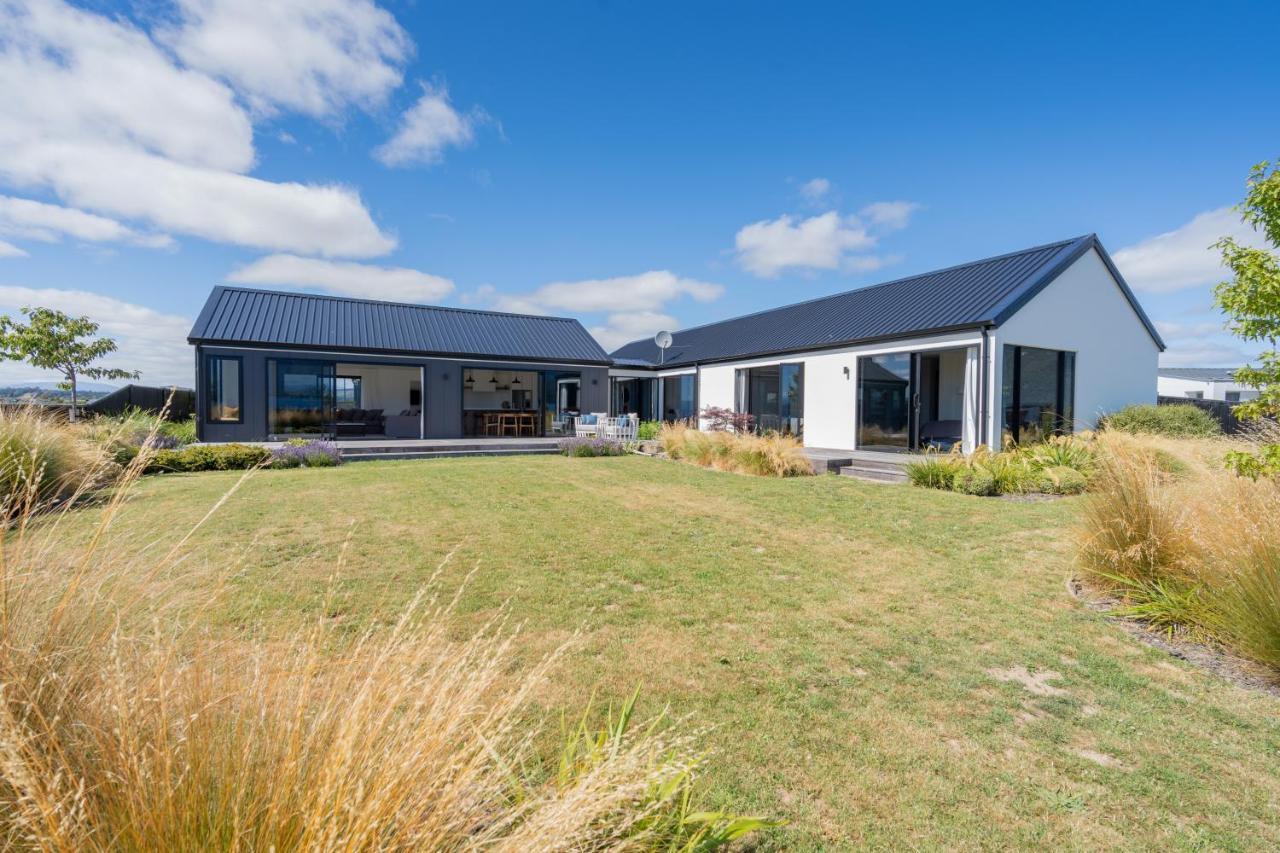 Lake House - Te Anau Holiday Home Bagian luar foto